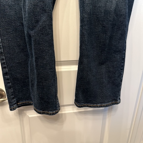 Old Navy Jeans - Picture 2 of 4